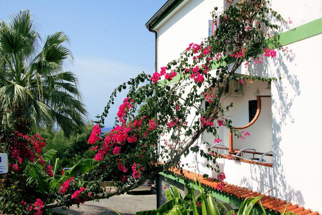 Hotel Marinella Capo Vaticano Eksteriør billede