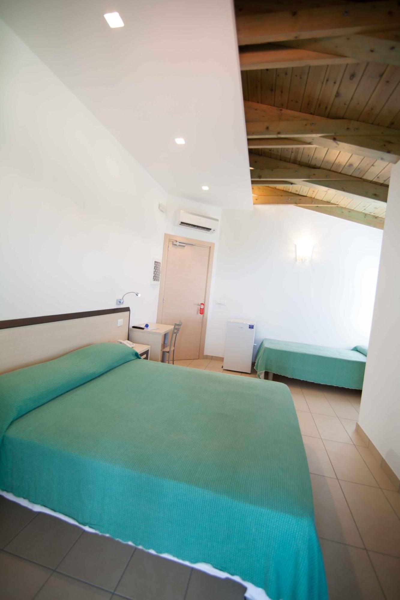 Hotel Marinella Capo Vaticano Eksteriør billede