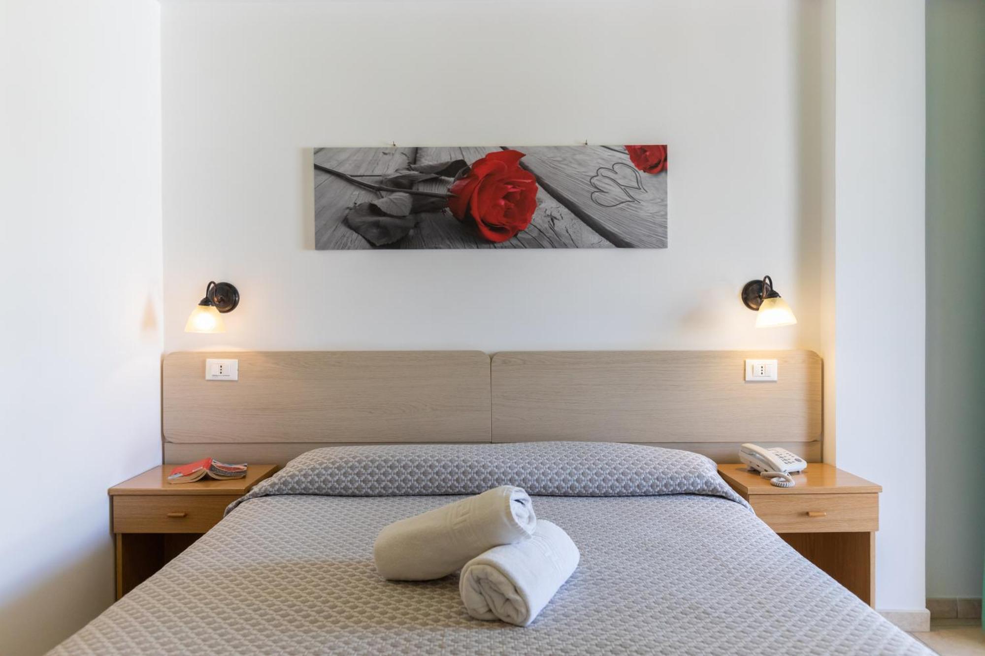 Hotel Marinella Capo Vaticano Eksteriør billede