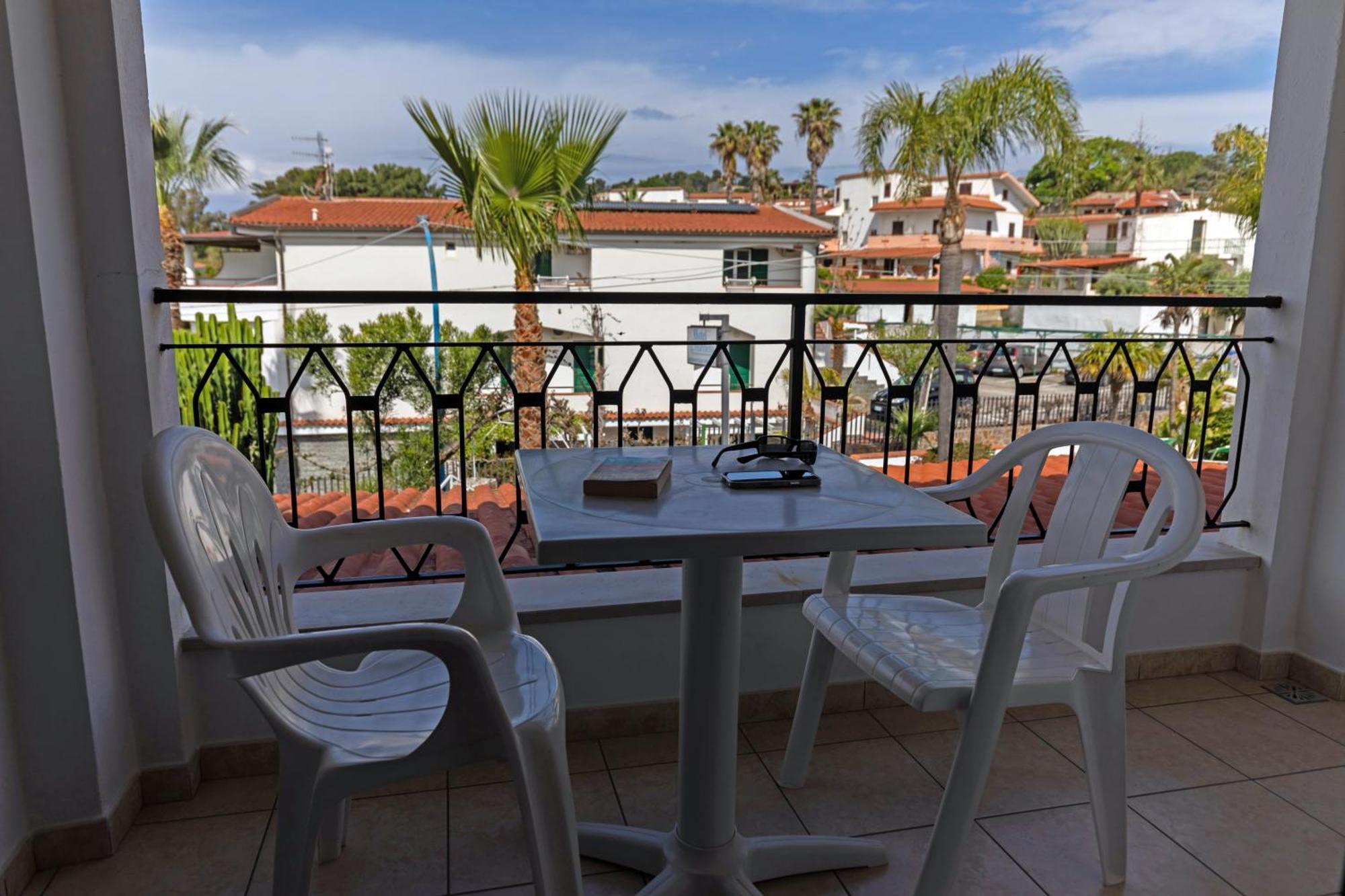 Hotel Marinella Capo Vaticano Eksteriør billede