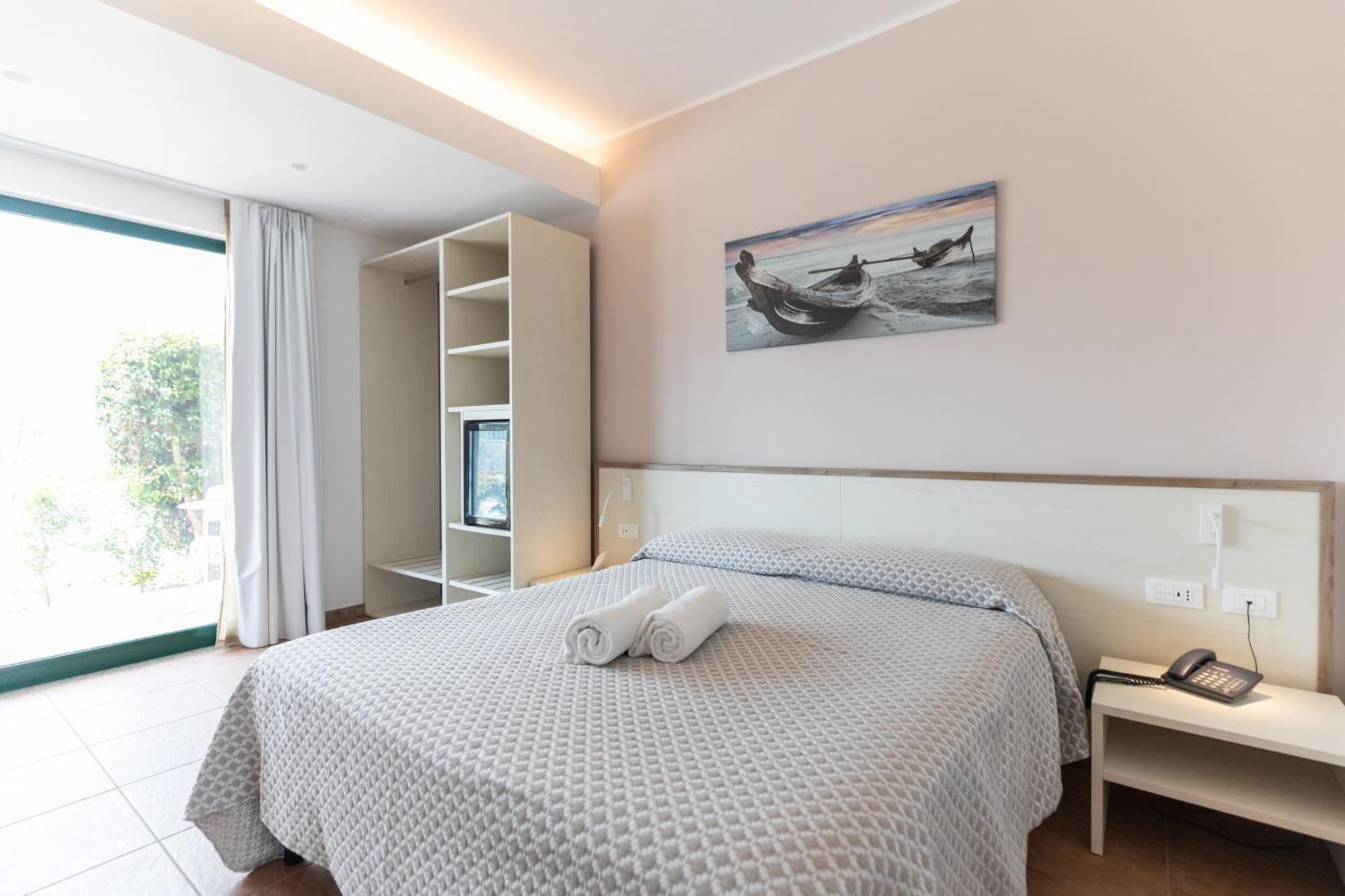 Hotel Marinella Capo Vaticano Eksteriør billede